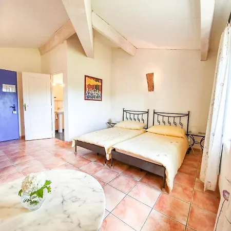Domaine Du Frigoulet Hotel